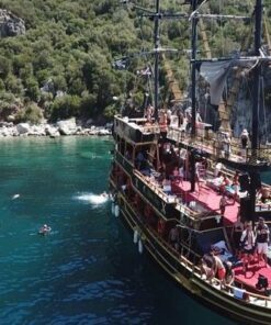 Marmaris pirate boat tour. fun, dancing and music