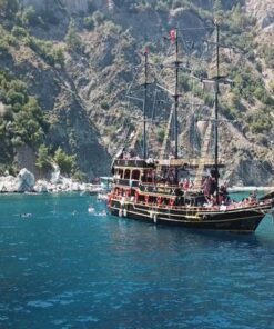 Marmaris pirate boat tour is an entertaining tour.